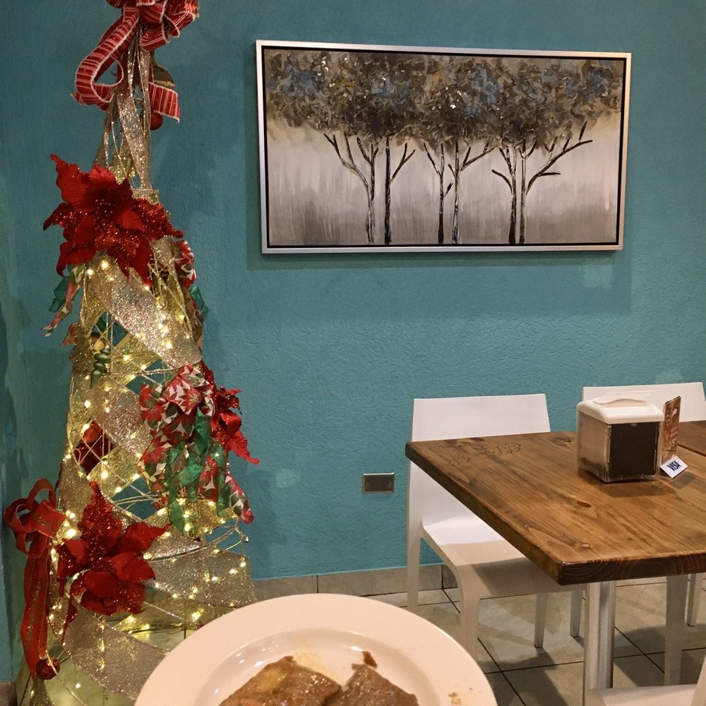 El Buen Cafe - Pasteles! - Seafood Near Me - Hatillo, Puerto Rico