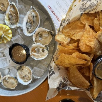 MudHen Brewing Company - Oysters and House-made chips - Breweries Near Me - Wildwood, New Jersey MudHen Brewing Company - Oysters and House-made chips - Breweries Near Me - Wildwood, New Jersey