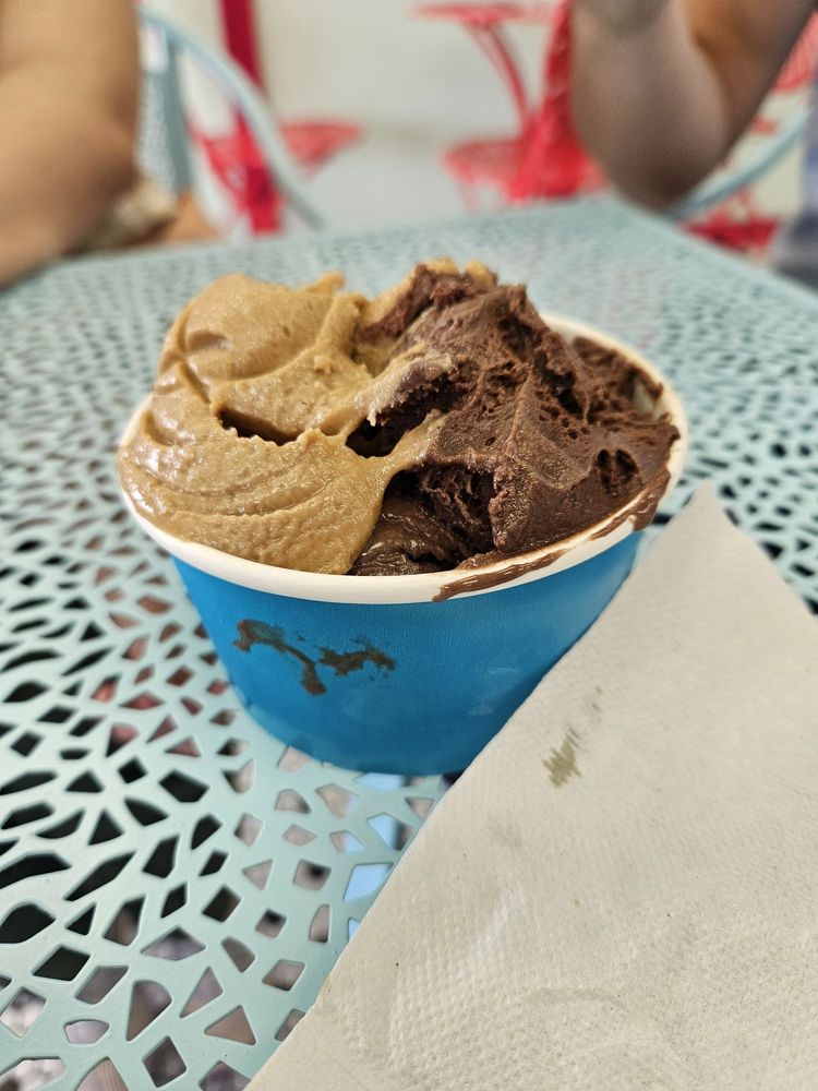 Sugar Bowl Creamery Logo