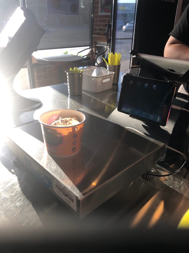 FOREVER YOGURT 44 Photos & 18 Reviews 18324 Governors Hwy, Homewood