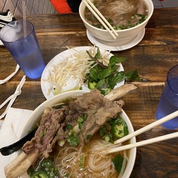 Pho Hoan Pasteur Gardena - Beef short rib and filet mignon Pho is really good! - Vietnamese Near Me - Gardena, California Pho Hoan Pasteur Gardena - Beef short rib and filet mignon Pho is really good! - Vietnamese Near Me - Gardena, California