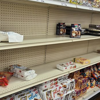 Arash International Market - shelves of food and snacks - International Grocery Near Me - Aurora, Colorado Arash International Market - shelves of food and snacks - International Grocery Near Me - Aurora, Colorado