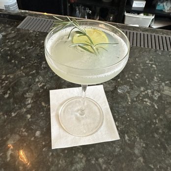 Max London's Restaurant - Winter cosmo - New American Near Me - Saratoga Springs, New York