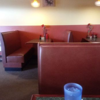 Huang's Ya Ting - Inside - Asian Fusion Near Me - Aurora, Colorado