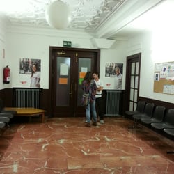 Cruz Roja Española - Oficinas de UASA (Unidad de Adicciones) y UMES (Unidad de Emergencia Social)