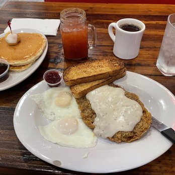 Maple Leaf Diner - Chicken Fried Steak and basted eggs - American Near Me - Dallas, Texas