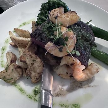 1587 Restaurant - Seafood Near Me - Manteo, North Carolina
