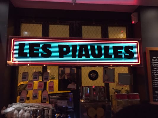 The People Belleville by null