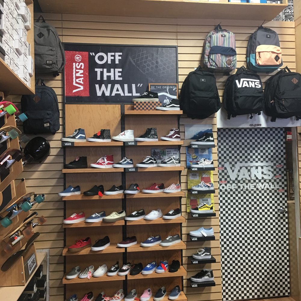 THE BEST 10 Shoe Stores In Costa Mesa CA Last Updated August 2021 Yelp the-best-10-shoe-stores-in-costa-mesa-ca-last-updated-august-2021-yelp
