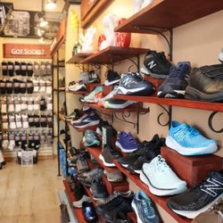 Men's and Women's Athletic Shoes. Hoka, Brooks and New Balance