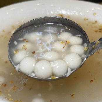 Joe's Shanghai - Rice Wine Sweet Congee with Rice Balls - Shanghainese Near Me - New York, New York Joe's Shanghai - Rice Wine Sweet Congee with Rice Balls - Shanghainese Near Me - New York, New York