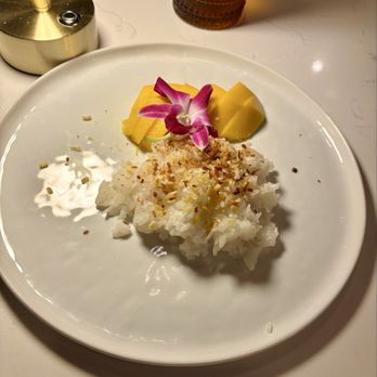 Sakhuu Thai - Mango Sticky Rice - Soup Near Me - Flower Mound, Texas Sakhuu Thai - Mango Sticky Rice - Soup Near Me - Flower Mound, Texas