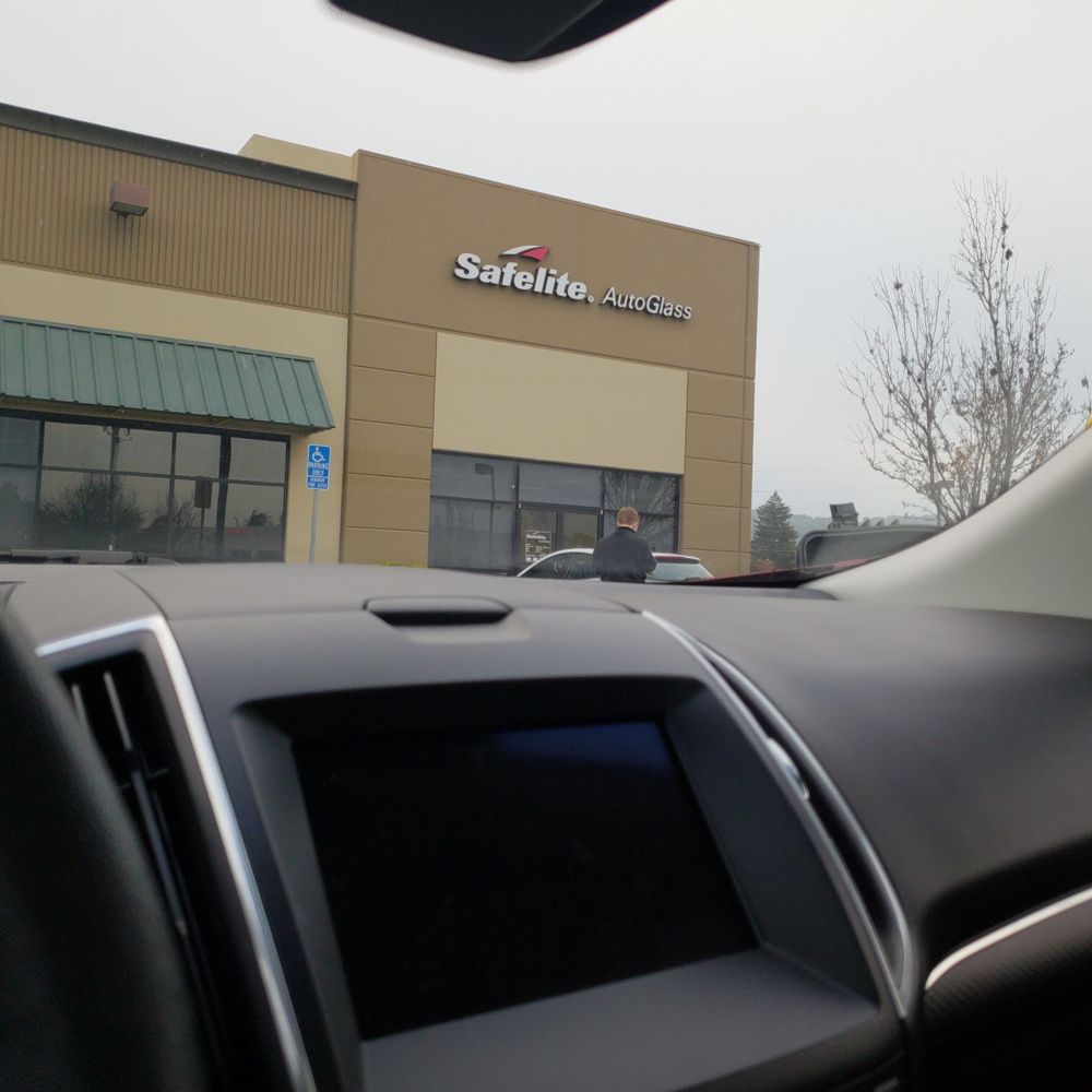 Safelite AutoGlass - Outside - Windshield Installation & Repair Near Me - Fairfield, California