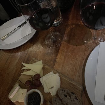 La Cava - Italian Near Me - New York, New York