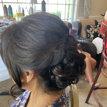 Bonita Beauty Lounge - Mother of the bride - Makeup Artists Near Me - Merrick , New York