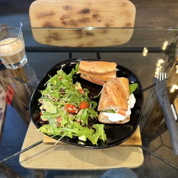 Artpresso Cafe - Chicken Fresh Mozzarella Sandwich with Affogato Caffè - Cafes Near Me - Queens, New York