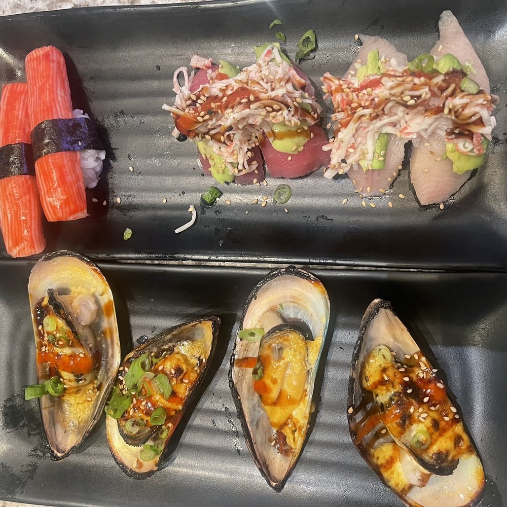 Oceano - Baked muscles, crab, Donald Duck and Micky Mouse - Seafood Near Me - Reno, Nevada Oceano - Baked muscles, crab, Donald Duck and Micky Mouse - Seafood Near Me - Reno, Nevada