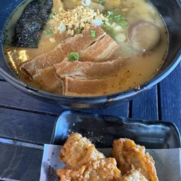 Fried squid and curry ramen Fried squid and curry ramen