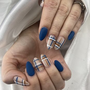 The Nail Place - OBSESSED with my new nails!! - Nail Salons Near Me - Bend, Oregon