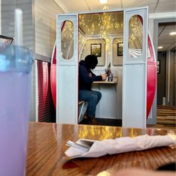 Traveling Gnome Diner - Cute little cable car table/booth