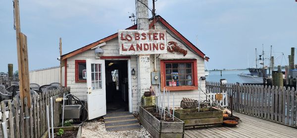 Lobster Landing by null