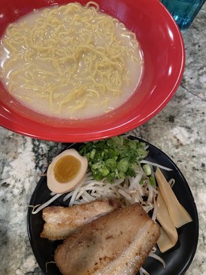 Oishii ramen by null
