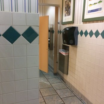 El Ranchero Market - The old Marie Callender's Men's Restroom - Mexican Near Me - Salem, Oregon