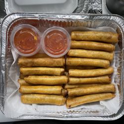 Griego's Bobalicious Emporium - small tray of Lumpia