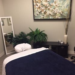 Veronica Yeh - Massage room