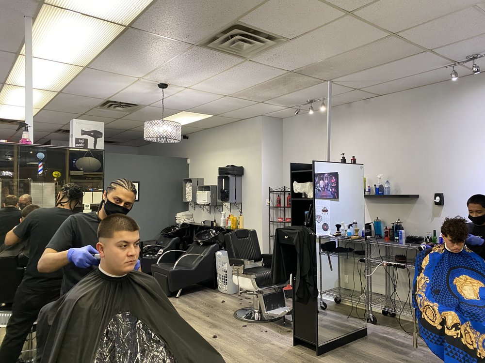 LUX SALON & BARBER SHOP Updated September 2024 3101 Kingsway Drive, Kitchener, Ontario