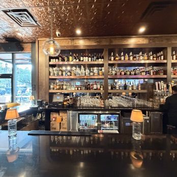Taffer’s Tavern Orlando - The Bar - Wine Bars Near Me - Orlando, Florida