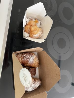 Mamma Leone Bakery by null