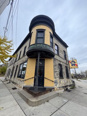 Mickey's Tavern by null