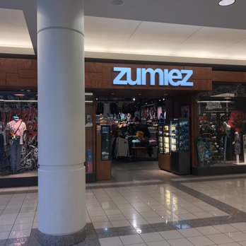 Zumiez - Front of store~ - Sports Wear Near Me - Burnaby, British Columbia Zumiez - Front of store~ - Sports Wear Near Me - Burnaby, British Columbia