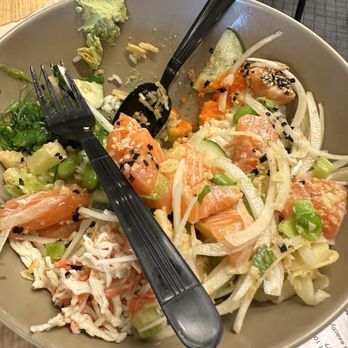 PokeHub - Salmon Kick - Poke Near Me - Fairfax, Virginia