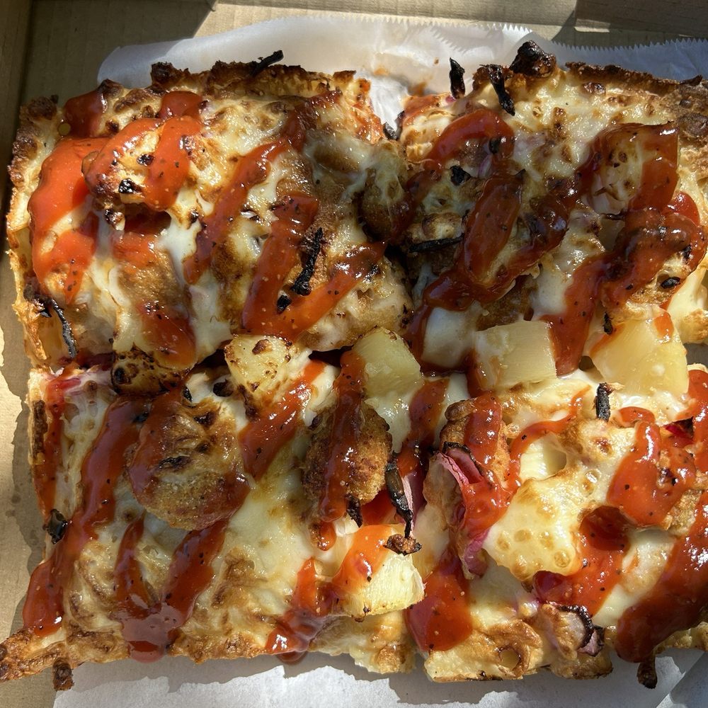 Boxcar Pizza - Special of the day Hawaiian style pizza with sweet bbq like drizzle - Pizza Near Me - Portland, Oregon Boxcar Pizza - Special of the day Hawaiian style pizza with sweet bbq like drizzle - Pizza Near Me - Portland, Oregon