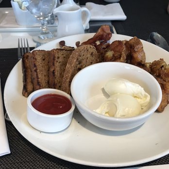 Dockside Restaurant - Dockside breakfast with smoked bacon - Seafood Near Me - Vancouver, British Columbia Dockside Restaurant - Dockside breakfast with smoked bacon - Seafood Near Me - Vancouver, British Columbia