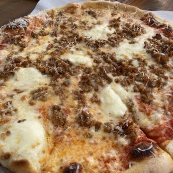 Blewett Brewing - Sausage pizza - Breweries Near Me - Leavenworth, Washington