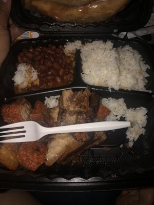 La Pequeña Lechonera inc by null