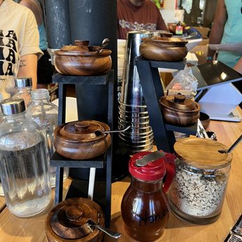 Waffle and Berry - Waffles Near Me - Honolulu, Hawaii