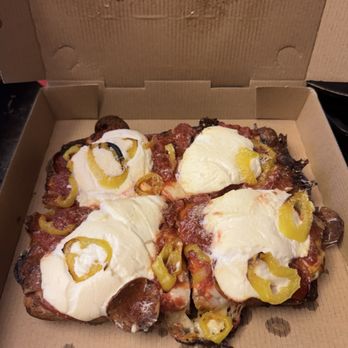 Sleepover Pizza - The 954 - Roasted garlic, mozz, pepperoni, red sauce, ricotta, peperoncini, fresh basil - Pizza Near Me - Portland, Oregon Sleepover Pizza - The 954 - Roasted garlic, mozz, pepperoni, red sauce, ricotta, peperoncini, fresh basil - Pizza Near Me - Portland, Oregon