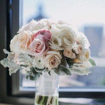 Amour Florist  - Wedding Planning Near Me - Elk Grove, California