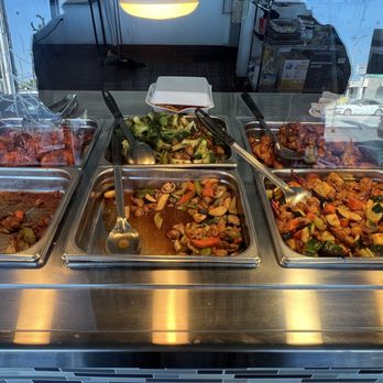 Big Wok - Chinese Near Me - El Monte, California