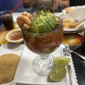 Mariscos Corona - Shrimp Large Coctel - Mexican Near Me - Van Nuys, California