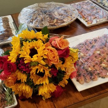 Greenleaf Platters - Initial set up - placement - Caterers Near Me