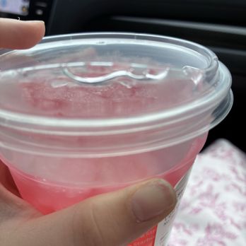 Starbucks - Strawberry Aa Lemonade Refresher - Coffee & Tea Near Me - Rocky Hill, Connecticut Starbucks - Strawberry Aa Lemonade Refresher - Coffee & Tea Near Me - Rocky Hill, Connecticut