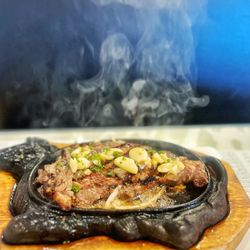 Khởi Hưng Restaurant - Yummy Sizzling Garlic & Butter Ribeye | IG @moniquedao