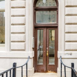 Jeffrey Yu, MD - West End Ave Entrance