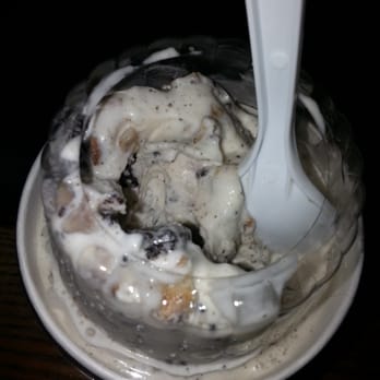 Wienerschnitzel - Oreo freez. - Fast Food Near Me - Sacramento, California