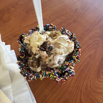 Cold Stone Creamery - Cookie dough you want some - Ice Cream & Frozen Yogurt Near Me - Lake Worth, Florida Cold Stone Creamery - Cookie dough you want some - Ice Cream & Frozen Yogurt Near Me - Lake Worth, Florida